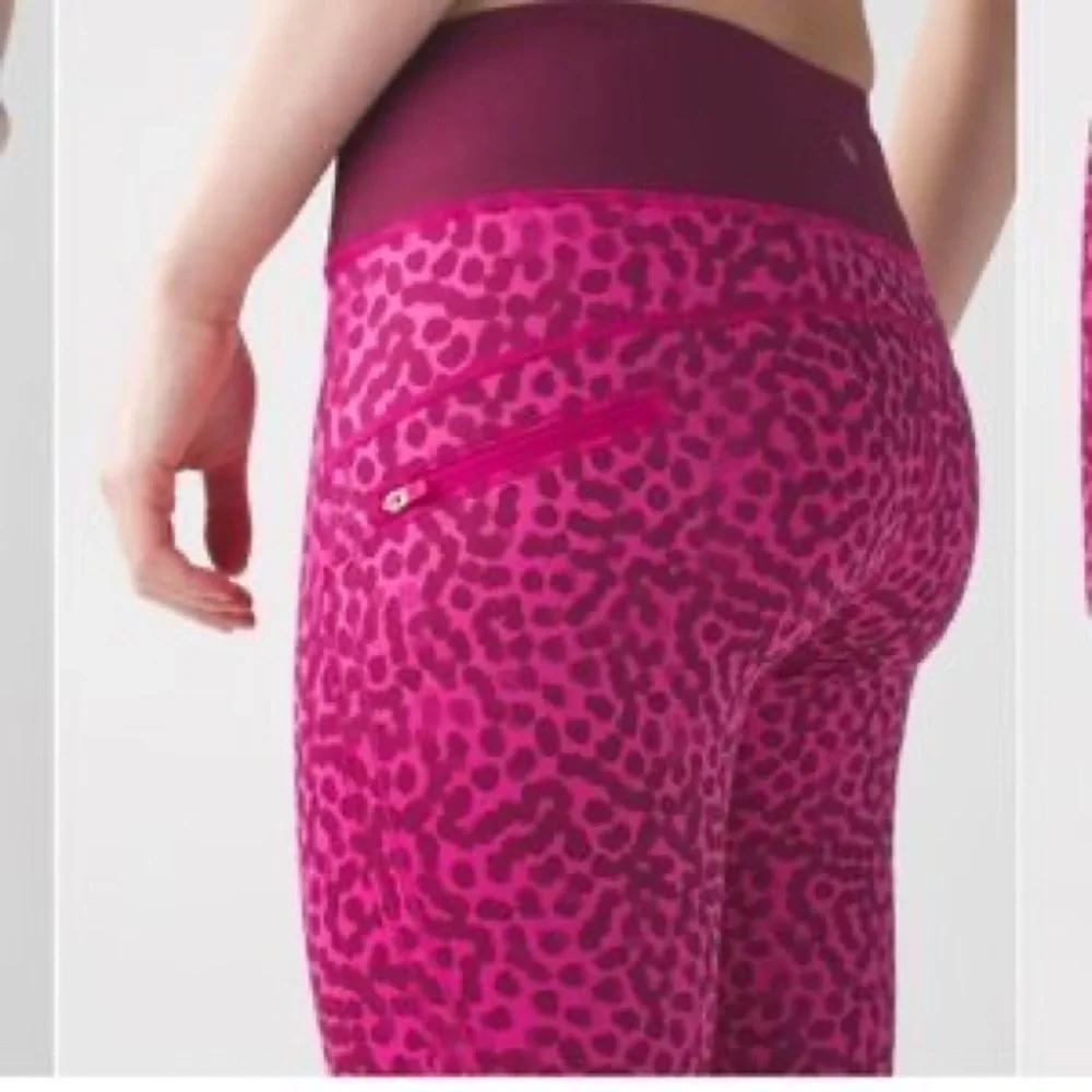 Lululemon‎ Athleisure Workout Stretchy Sport Cropped Capris Leggings